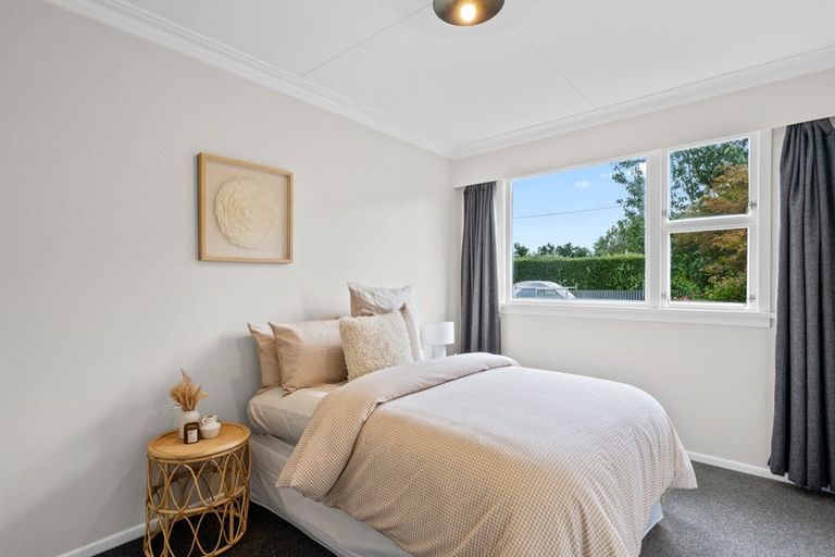 Photo of property in 2 Ballantrae Street, Wallacetown, 9816