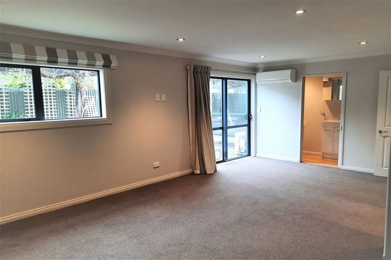 Photo of property in 21 Scotston Avenue, St Albans, Christchurch, 8052