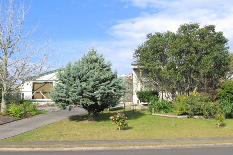 Photo of property in 218 The Drive, Whangamata, 3620