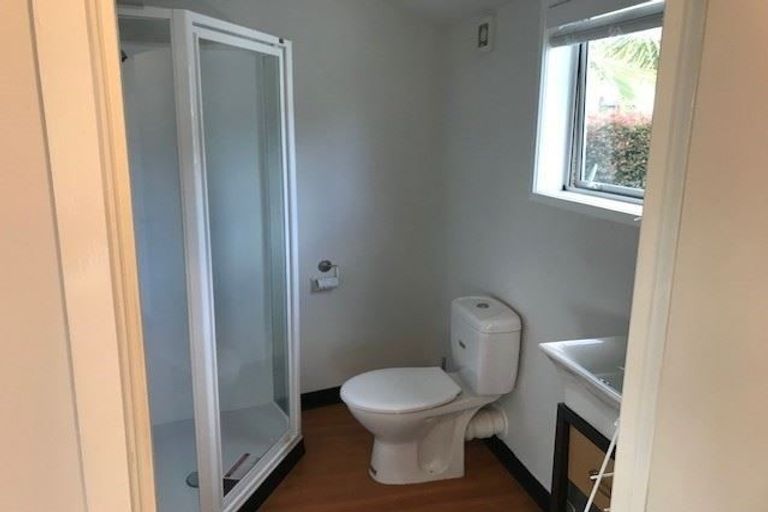 Photo of property in 6 Beresford Street, Bayswater, Auckland, 0622