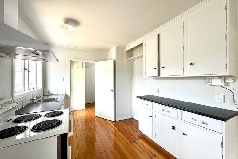 Photo of property in 5 Bolton Place, Otara, Auckland, 2023