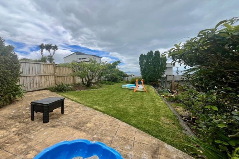 Photo of property in 35 Totara Road, Stanmore Bay, Whangaparaoa, 0932