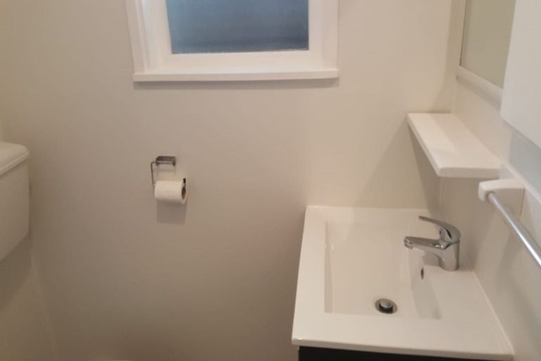 Photo of property in 2/113 Wallace Road, Papatoetoe, Auckland, 2025