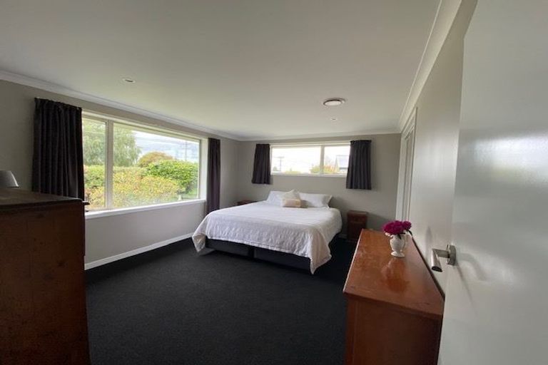 Photo of property in 100 Thomson Street, Tinwald, Ashburton, 7700