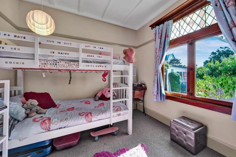 Photo of property in 7 Albion Street, Hawera, 4610