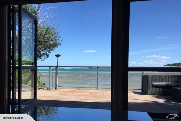 Photo of property in 12 Clinton Road, Tawharanui Peninsula, Warkworth, 0986