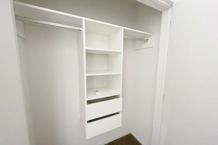 Photo of property in 7/22 Ryburn Road, Mount Wellington, Auckland, 1062