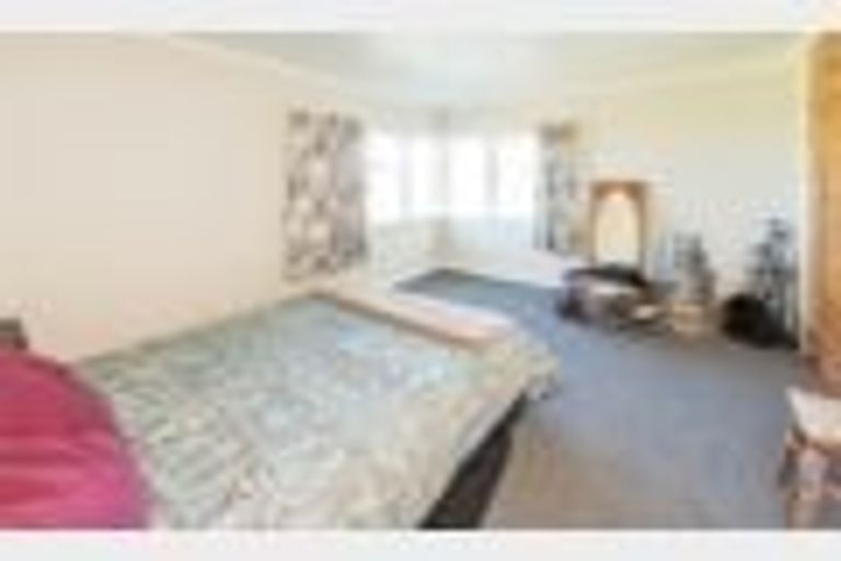 Photo of property in 37 Karewa Street, Castlecliff, Whanganui, 4501