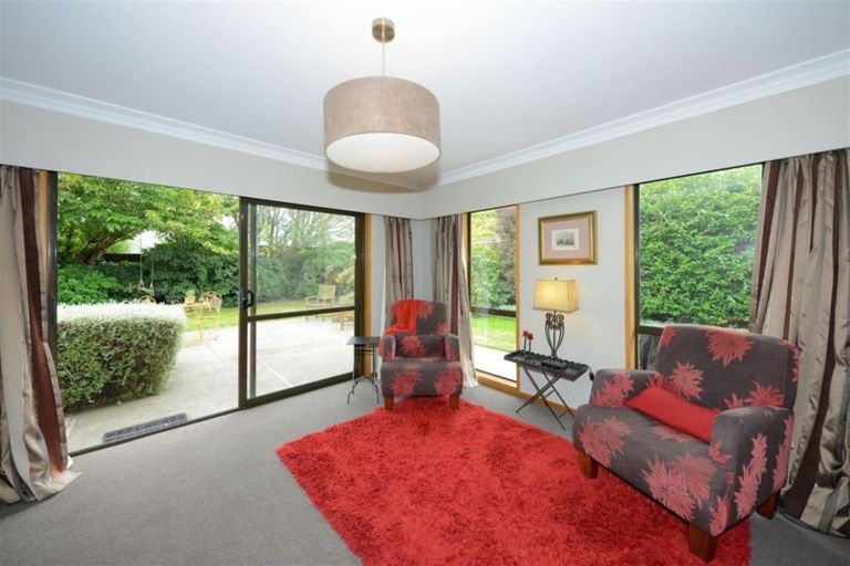Photo of property in 58 Karnak Crescent, Russley, Christchurch, 8042