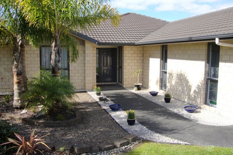 Photo of property in 28 Halyard Loop, Haruru, 0204