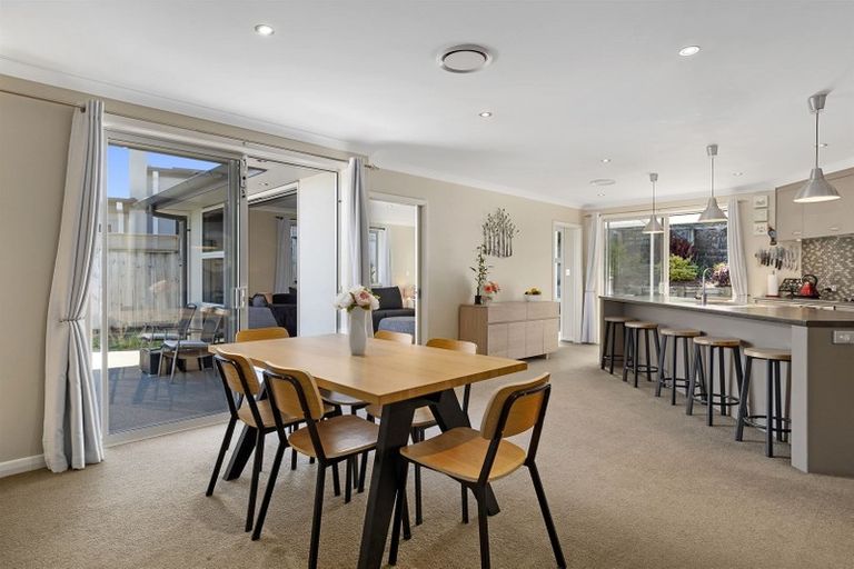 Photo of property in 124 Castlewold Drive, Bethlehem, Tauranga, 3110