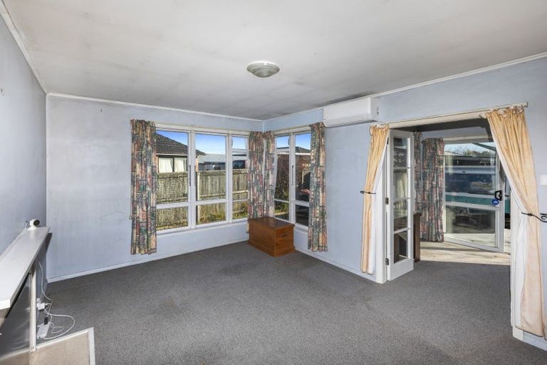 Photo of property in 5 Doreen Street, Aranui, Christchurch, 8061