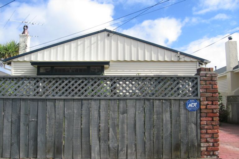 Photo of property in 14 Bentinck Avenue, Strathmore Park, Wellington, 6022