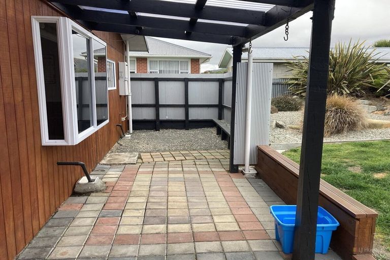 Photo of property in 10 Studholme Street, Waimate, 7924