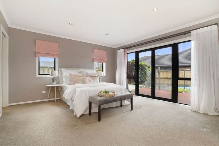 Photo of property in 15 Malbec Place, Rototuna, Hamilton, 3210