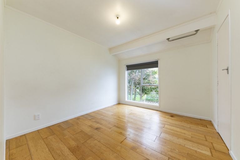 Photo of property in 7/108 West Coast Road, Glen Eden, Auckland, 0602