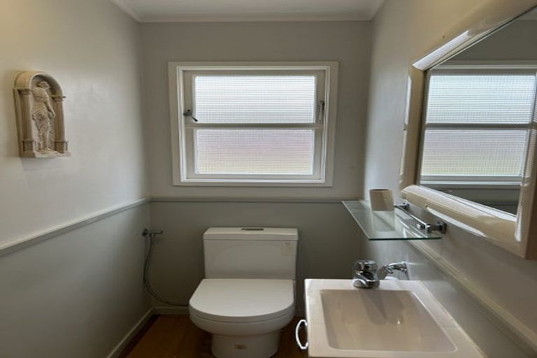 Photo of property in 24 Revans Street, Miramar, Wellington, 6022