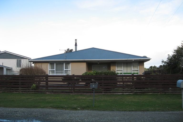 Photo of property in 8 Robert Street, Otatara, Invercargill, 9879