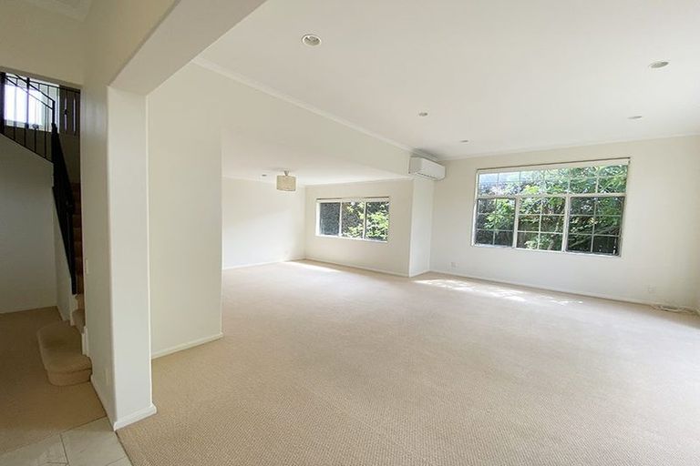 Photo of property in 19 Banville Road, East Tamaki, Auckland, 2016