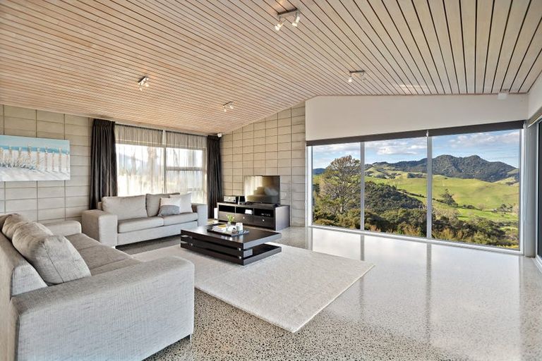 Photo of property in 154 Centennial Drive, Whitianga, 3510