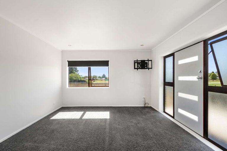 Photo of property in 50c Robinson Avenue, Holdens Bay, Rotorua, 3010