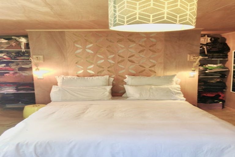 Photo of property in 35 Leinster Avenue, Raumati South, Paraparaumu, 5032