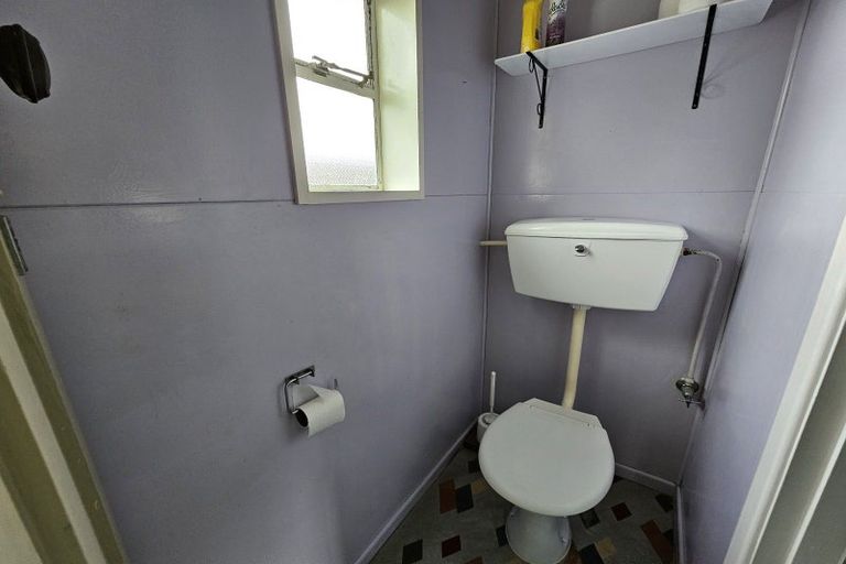 Photo of property in 9 Arthur Road, Owaka, 9585