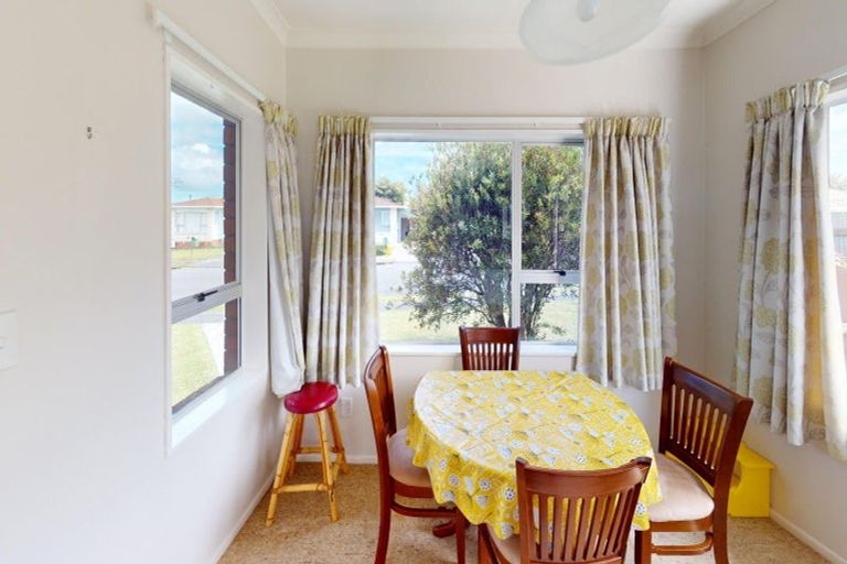 Photo of property in 8 Harrow Street, Levin, 5510