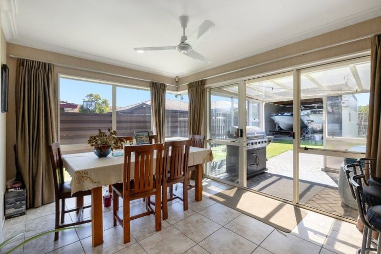 Photo of property in 27 Lotus Avenue, Mount Maunganui, 3116