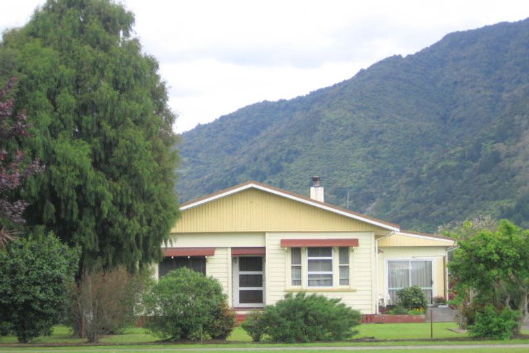 Photo of property in 22 Stanley Avenue, Te Aroha, 3320