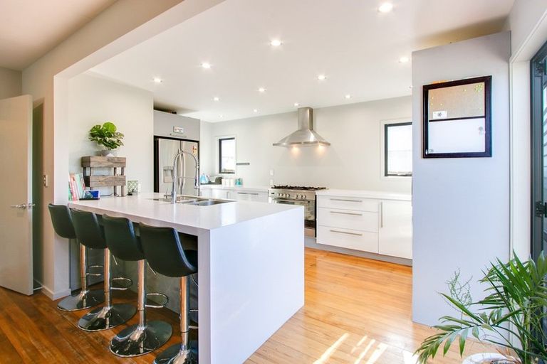 Photo of property in 6 Mission Road, Greenmeadows, Napier, 4112