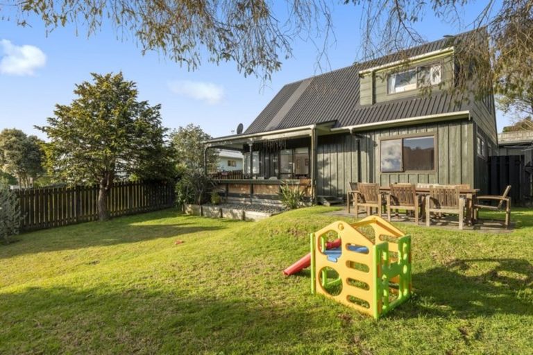 Photo of property in 75 Waitaha Road, Welcome Bay, Tauranga, 3112