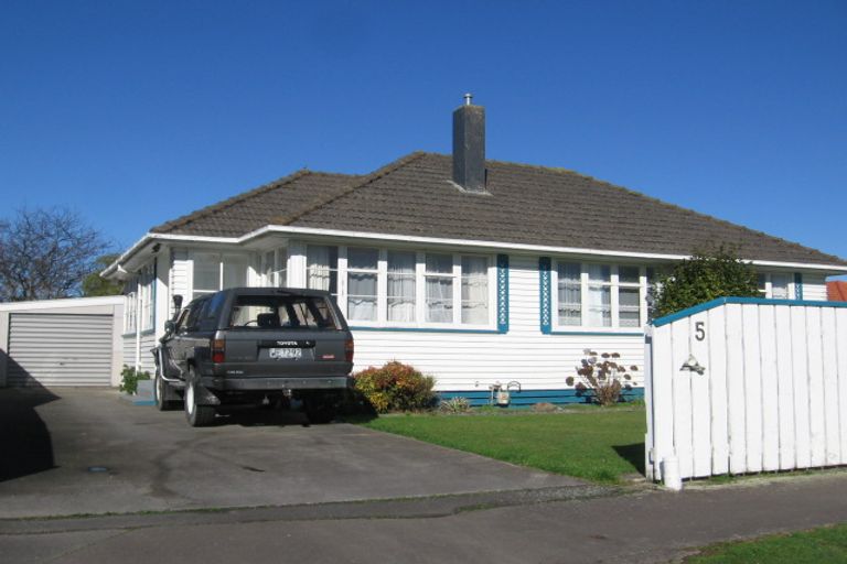 Photo of property in 5 Humber Street, Roslyn, Palmerston North, 4414