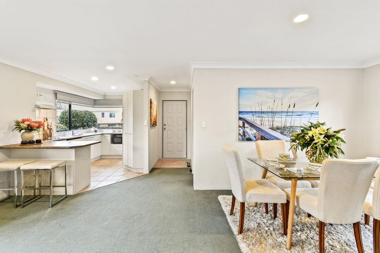 Photo of property in 2a Dan Bryant Place, Pukekohe, 2120