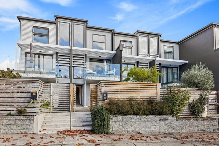 Photo of property in 18 Memorial Park Lane, Hobsonville, Auckland, 0618