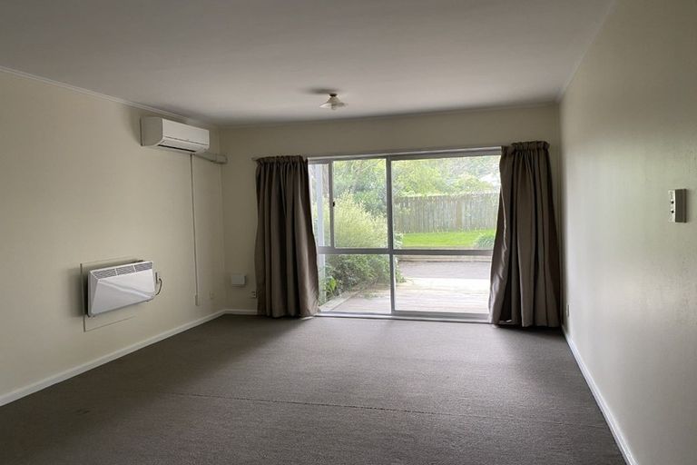 Photo of property in 95 Farmer Crescent, Taita, Lower Hutt, 5011