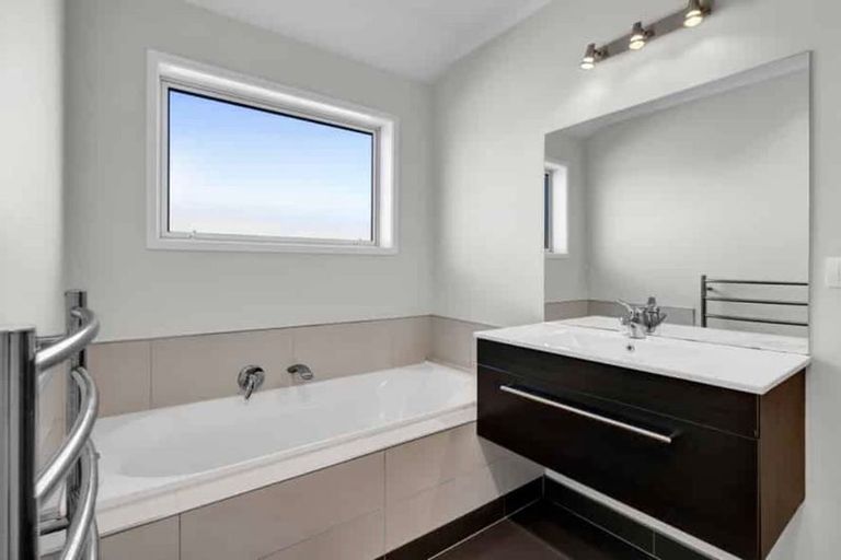 Photo of property in 112 Wills Road, Bell Block, New Plymouth, 4312