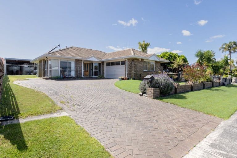 Photo of property in 27 Lotus Avenue, Mount Maunganui, 3116