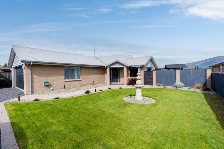 Photo of property in 25 Formby Street, Outram, 9019