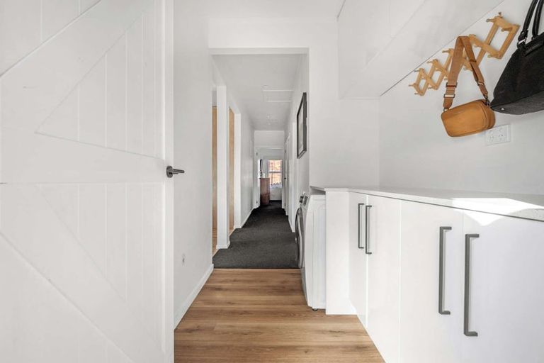 Photo of property in 20 Valley Road, Pukekohe, 2120