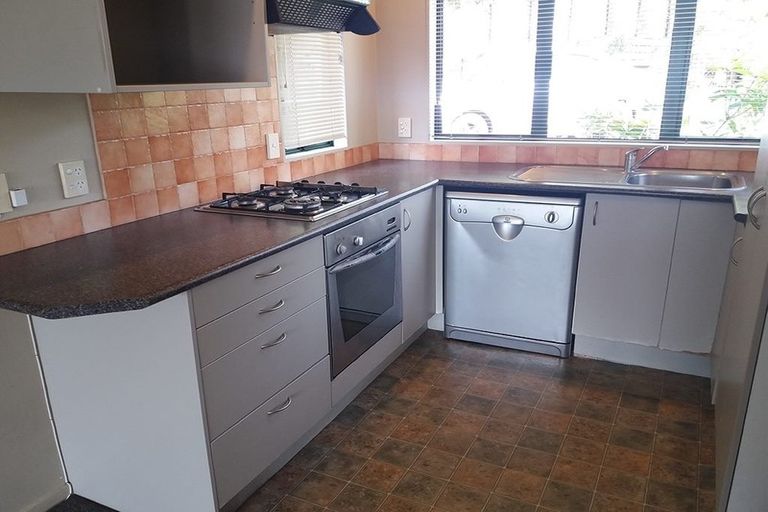 Photo of property in 6/42a Park Avenue, Papatoetoe, Auckland, 2025