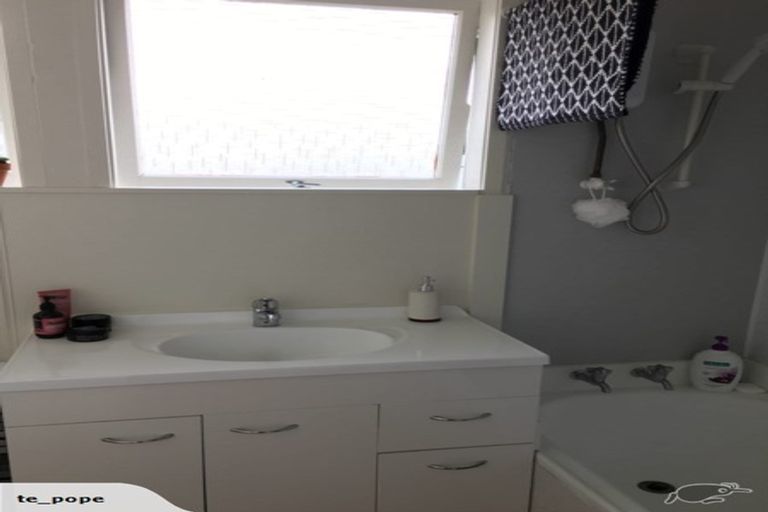 Photo of property in 36 Fordham Street, Beach Haven, Auckland, 0626