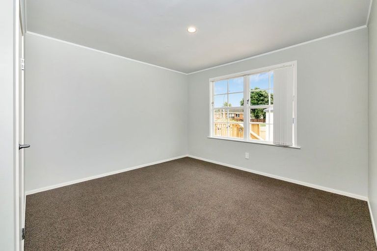 Photo of property in 25 Holland Street, Pukekohe, 2120
