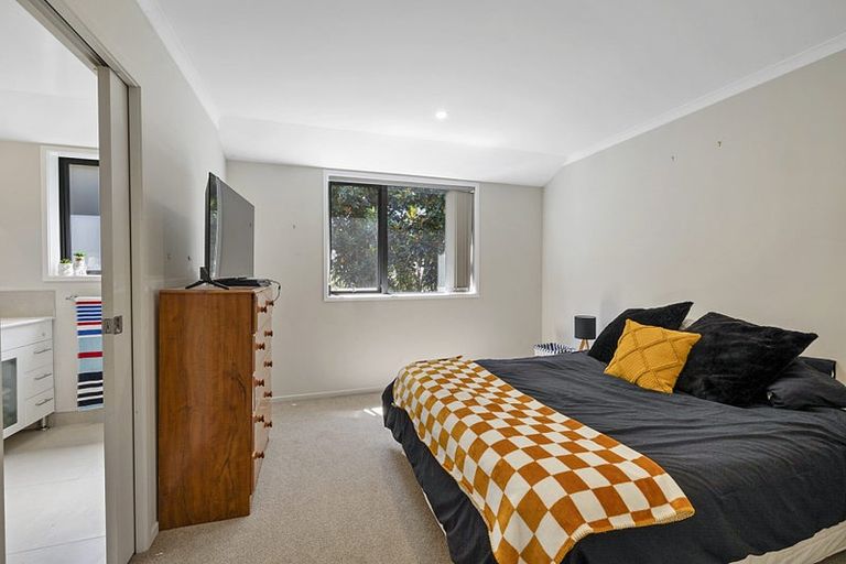 Photo of property in 48 Magnolia Drive, Westown, New Plymouth, 4310