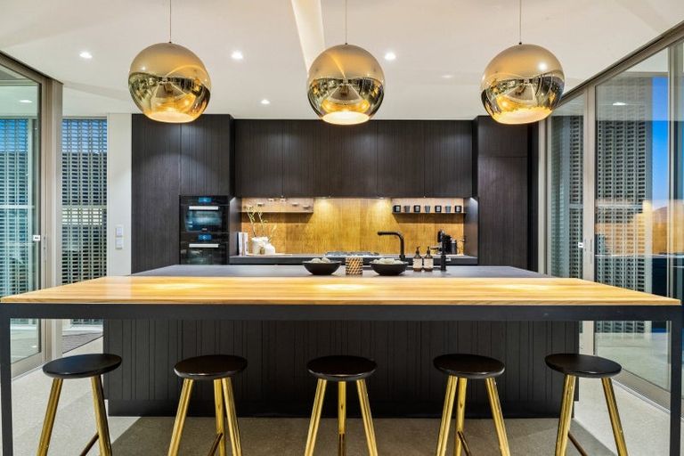 Photo of property in 45 Taumata Road, Omaha, 0986