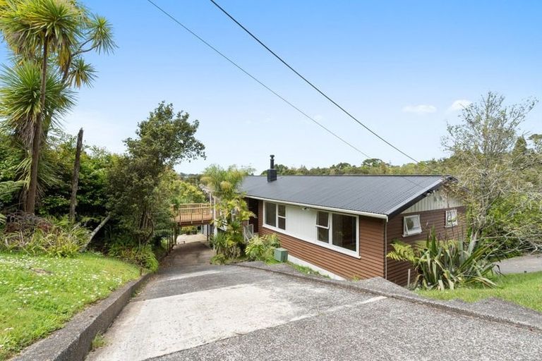 Photo of property in 204 Old Titirangi Road, Titirangi, Auckland, 0604