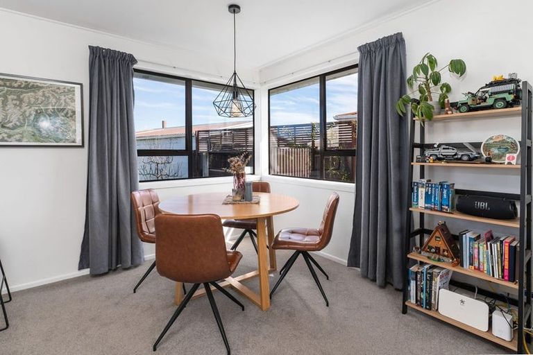 Photo of property in 8 Hussar Place, Hoon Hay, Christchurch, 8025