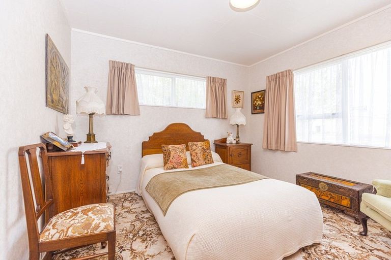 Photo of property in 12 Totara Place, Pahiatua, 4910