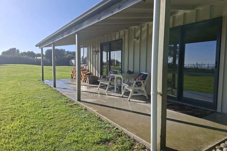 Photo of property in 213 Beach Road, Charleston, Cape Foulwind, 7892