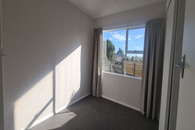 Photo of property in 3 Stirling Street, Levin, 5510
